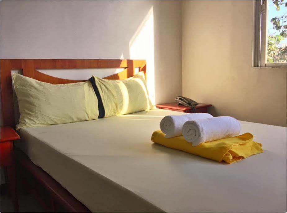 Getz Hotel מנילה מראה חיצוני תמונה